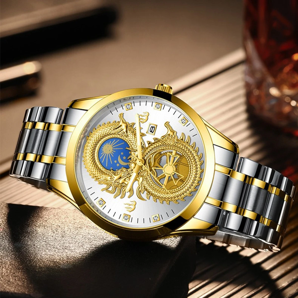 Top Men Watch Quartz Watches Luminous hands Water Resistant Moon Sport Calendar Dragon Luxury Business mens Wristwatches- Silver & Golden