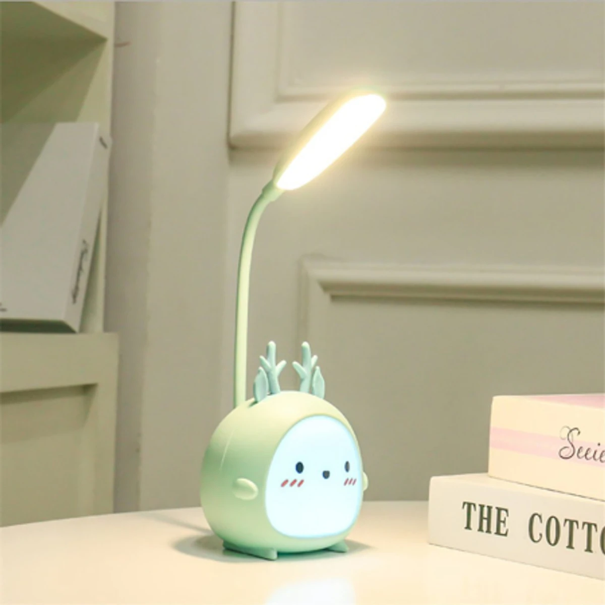 Cute Animal LED Desk Lamp Dimmable USB Powered Table Light Three-Color Temperature Child desk lamp