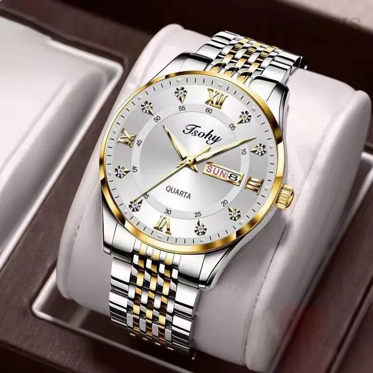 Luxury ISOHY authentic men's watch waterproof night light dual calendar watch men's quartz watch ceiling glass- Silver & Golden